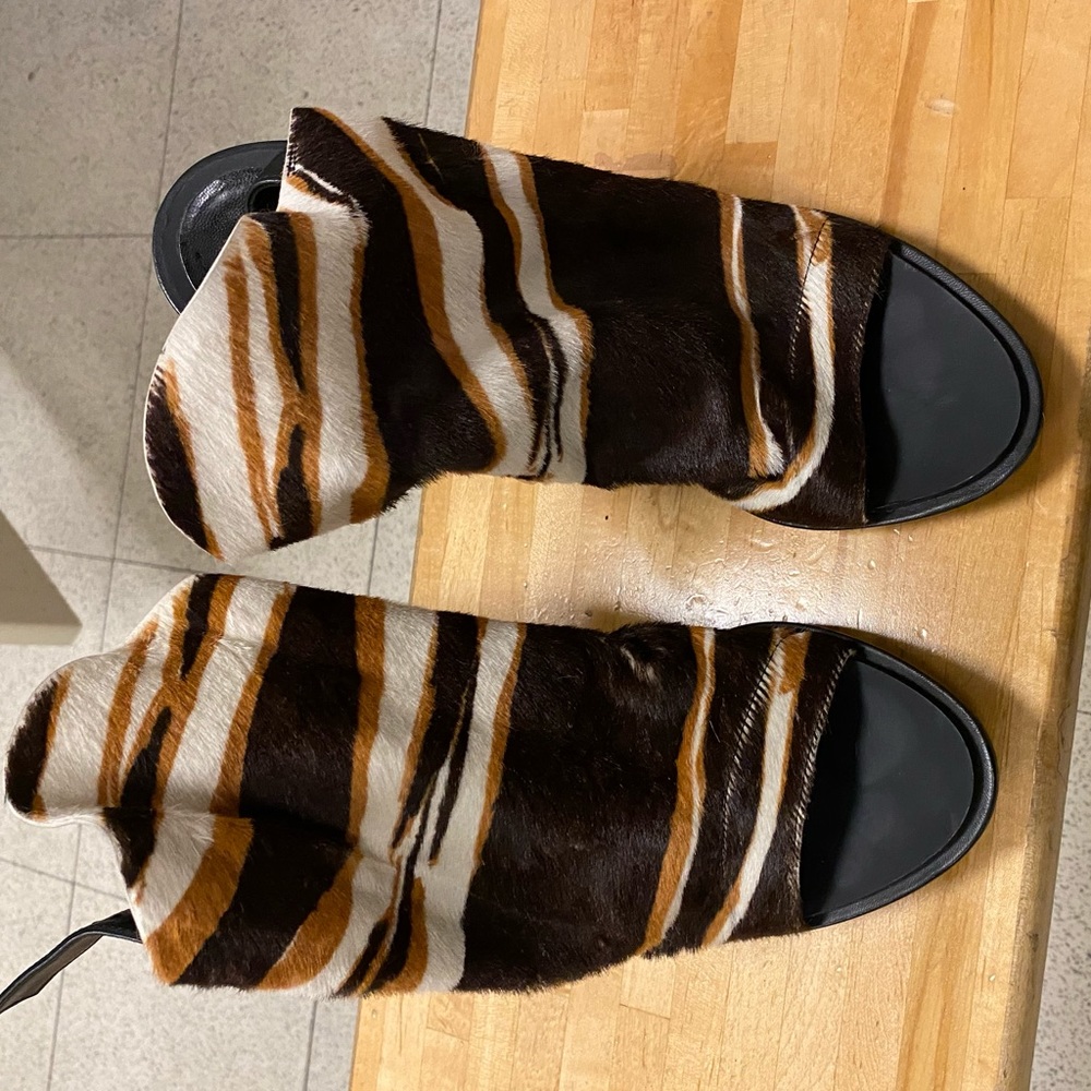 Balenciaga pony hair open  toe sling back heels - Picture 2 of 4